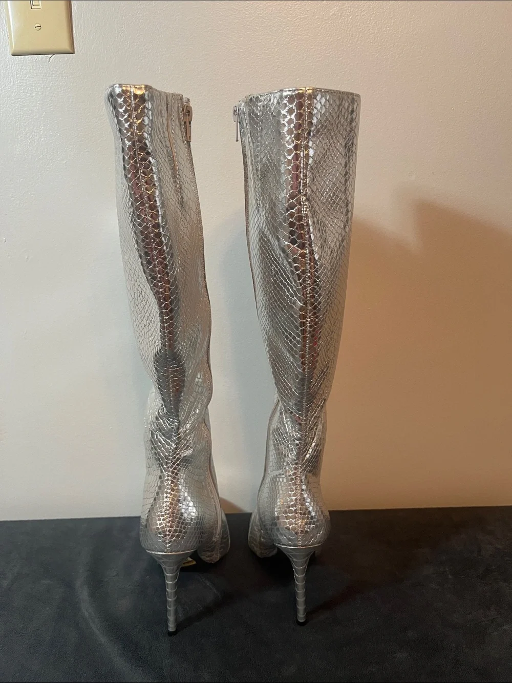 Silver Snake-Embossed Knee-High Pointed Toe Boots SZ 7.5